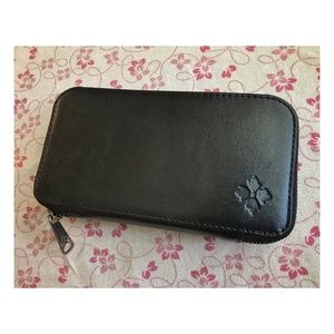 Patricia Nash Zip Wallet - black leather